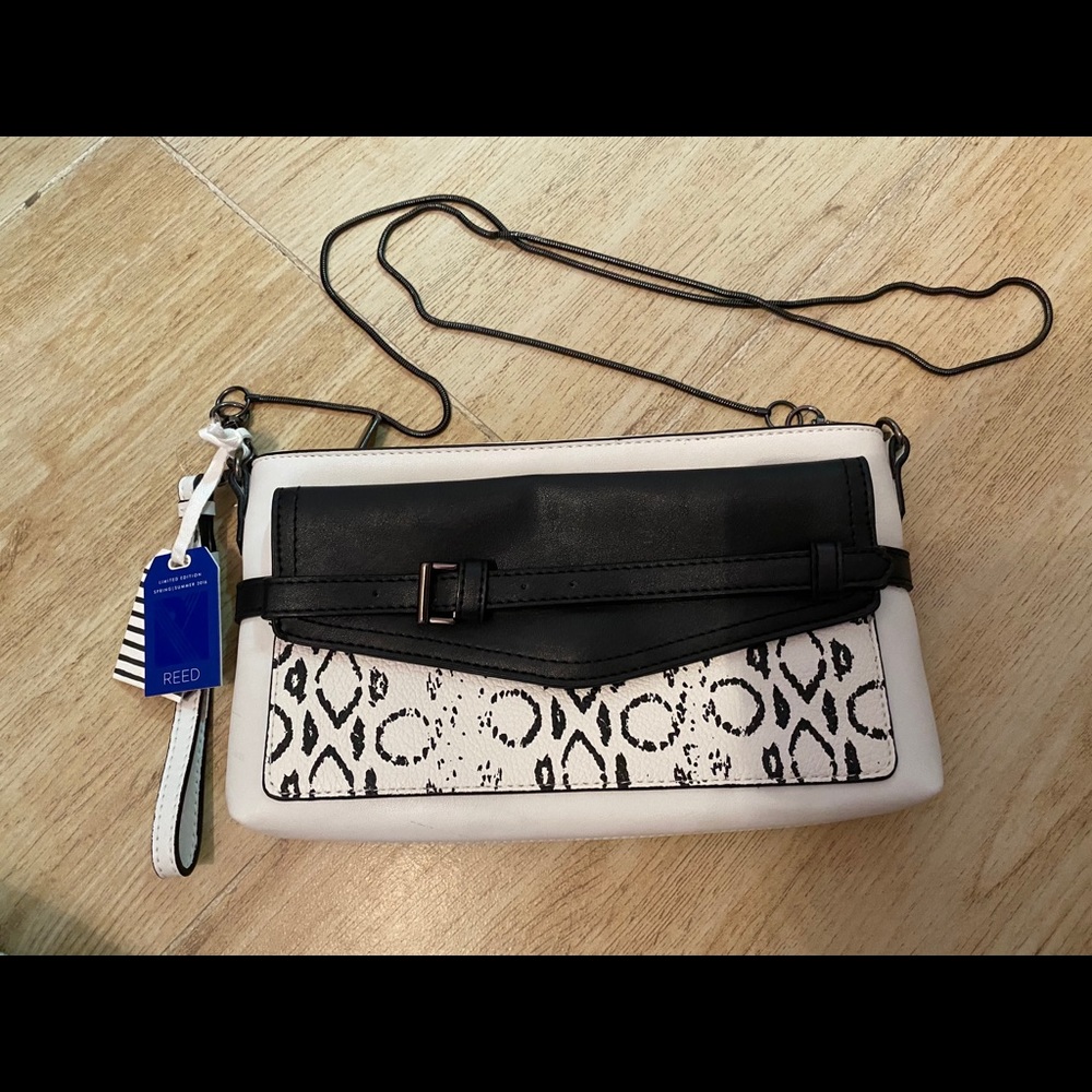 Kohls Reed Crossbody Clutch Purse